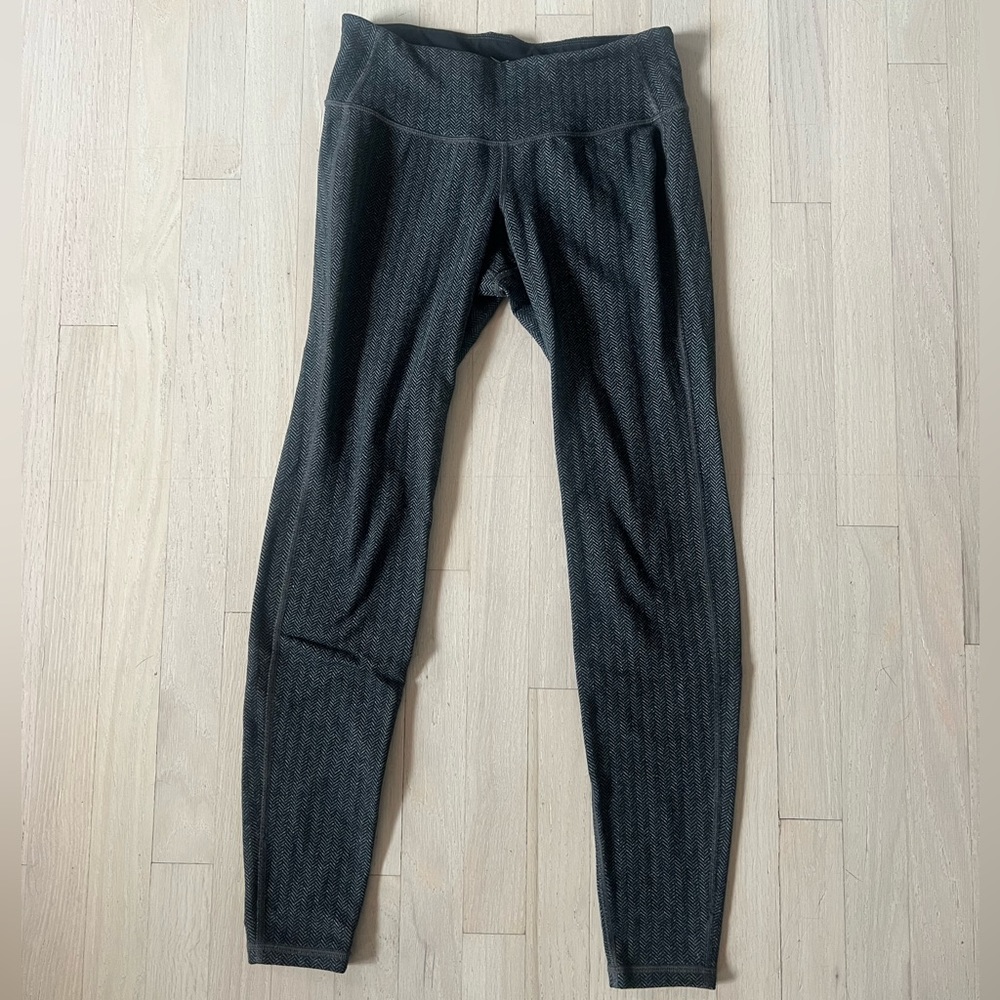 Grey patterned Old Navy Leggings